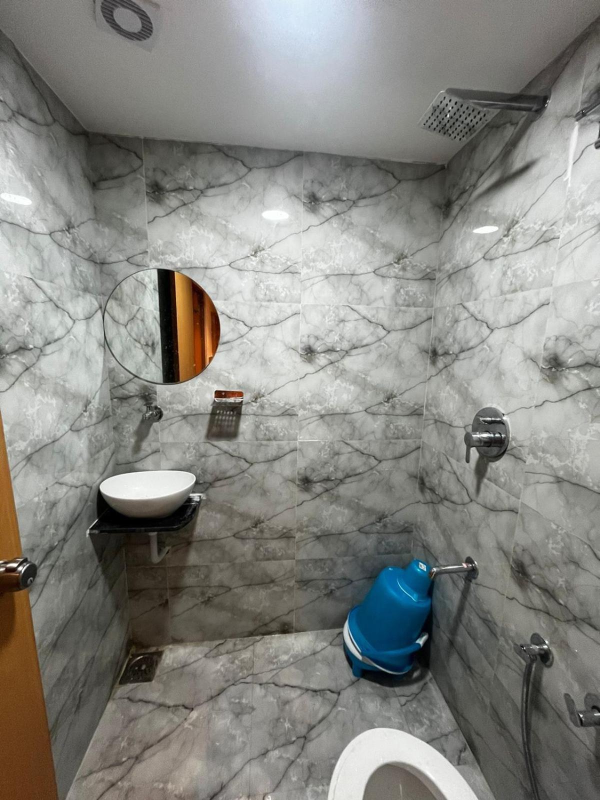 Hotel Phoniex Ahmadábád Exteriér fotografie